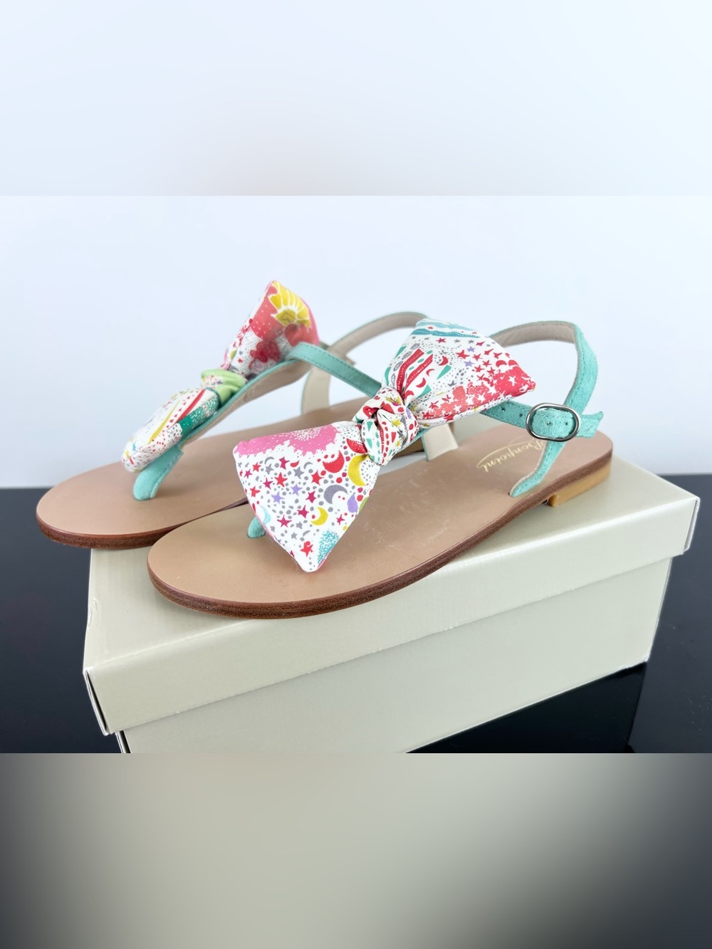 Bonpoint Flat Leather Sandals, Mint, 34 EU